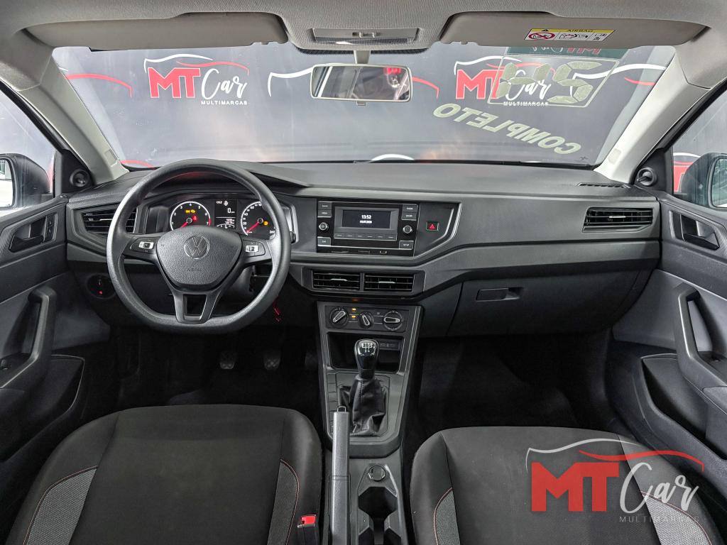 VOLKSWAGEN Polo Hatch - Foto