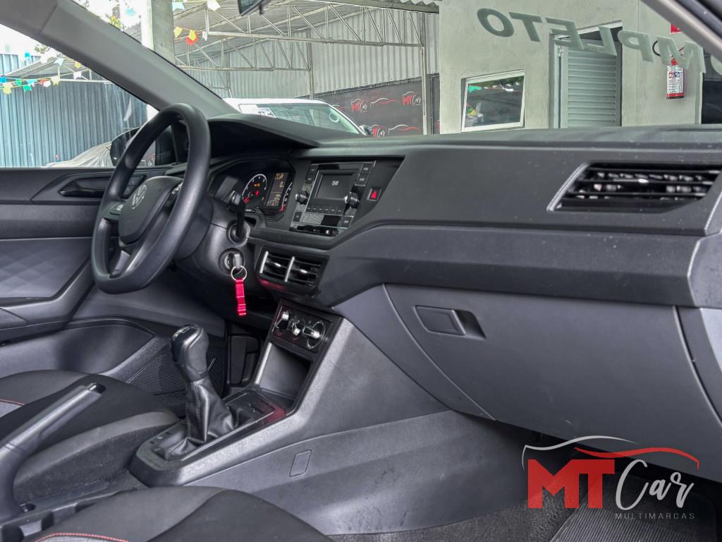 VOLKSWAGEN Polo Hatch - Foto