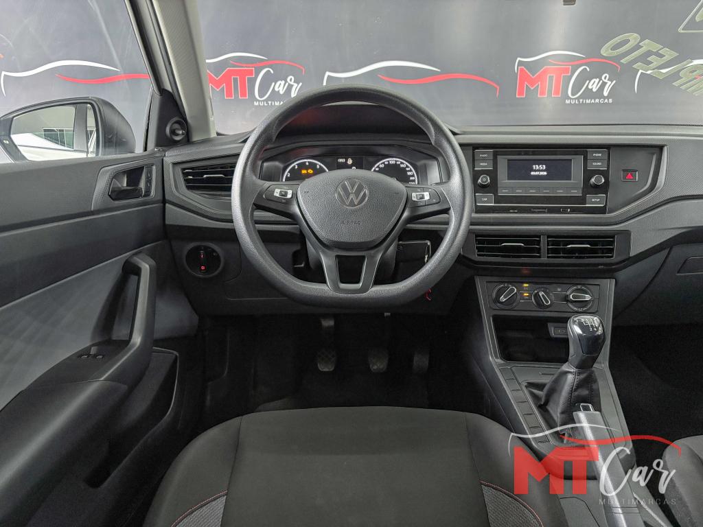 VOLKSWAGEN Polo Hatch - Foto