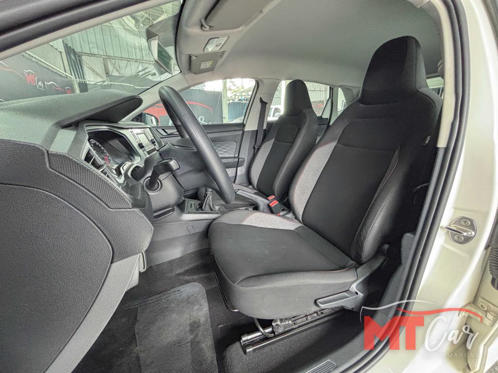 VOLKSWAGEN Polo Hatch - Foto