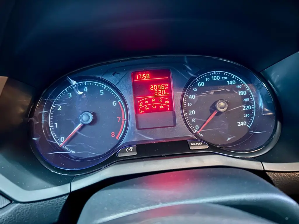 VOLKSWAGEN Saveiro - Foto