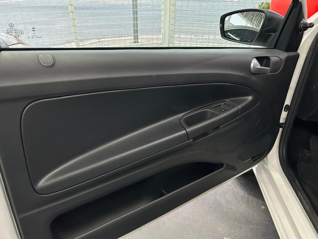 VOLKSWAGEN Saveiro - Foto