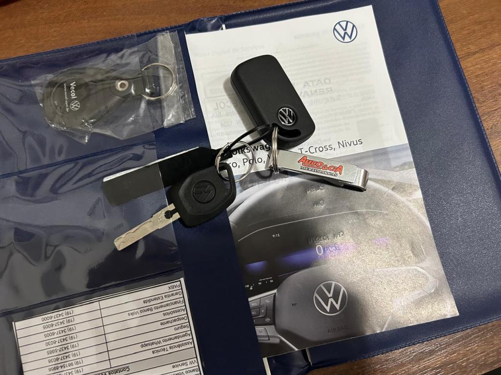 VOLKSWAGEN Saveiro - Foto