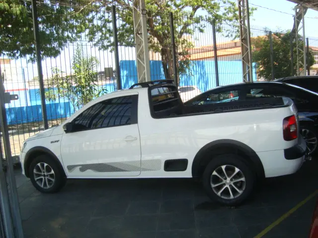 VOLKSWAGEN Saveiro - Foto