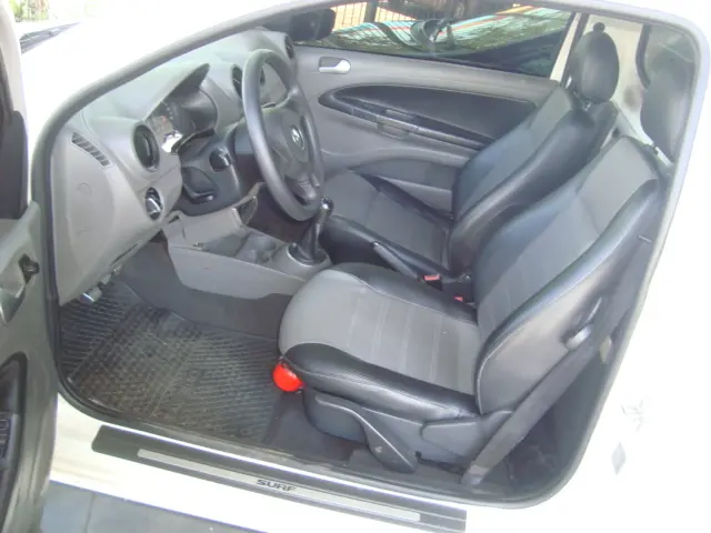 VOLKSWAGEN Saveiro - Foto