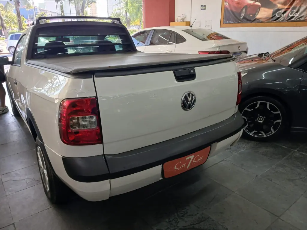 VOLKSWAGEN Saveiro - Foto