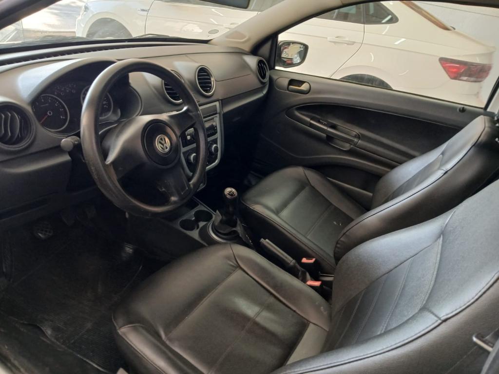 VOLKSWAGEN Saveiro - Foto