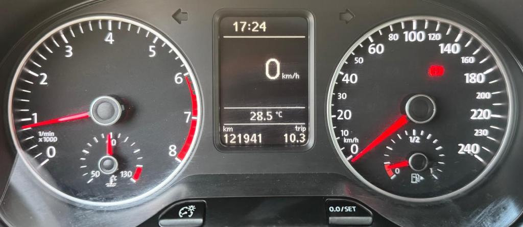 VOLKSWAGEN Space Cross - Foto