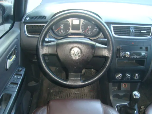 VOLKSWAGEN Space Fox - Foto