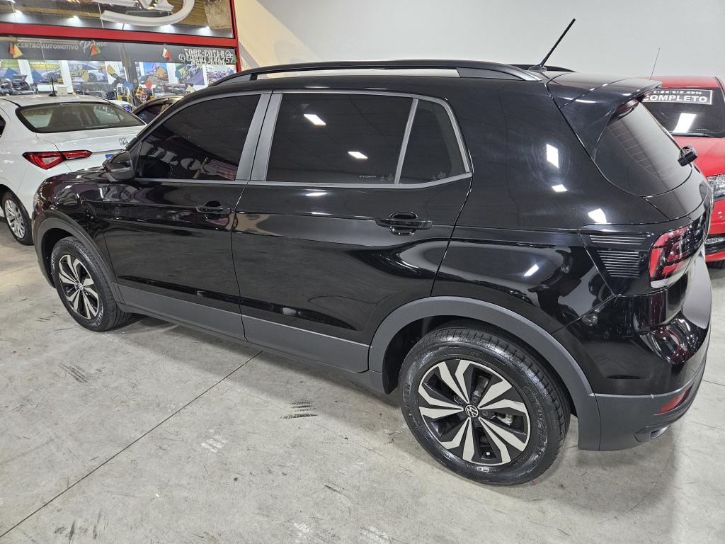 VOLKSWAGEN T-Cross - Foto