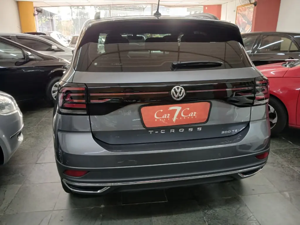 VOLKSWAGEN T-Cross - Foto