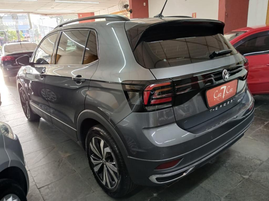 VOLKSWAGEN T-Cross - Foto