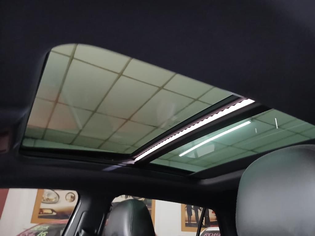 VOLKSWAGEN T-Cross - Foto