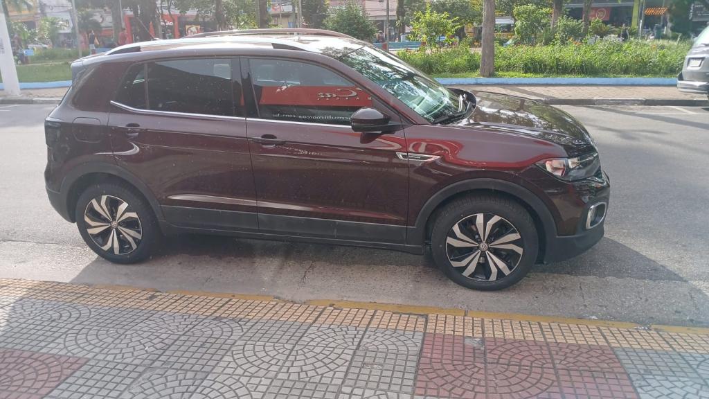 VOLKSWAGEN T-Cross - Foto