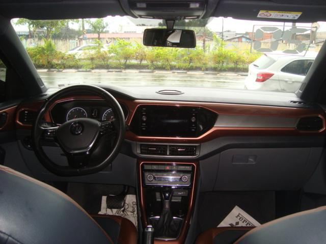 VOLKSWAGEN T-Cross - Foto
