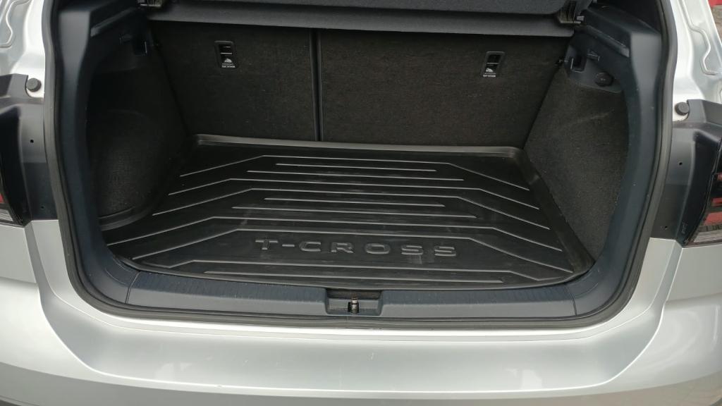VOLKSWAGEN T-Cross - Foto