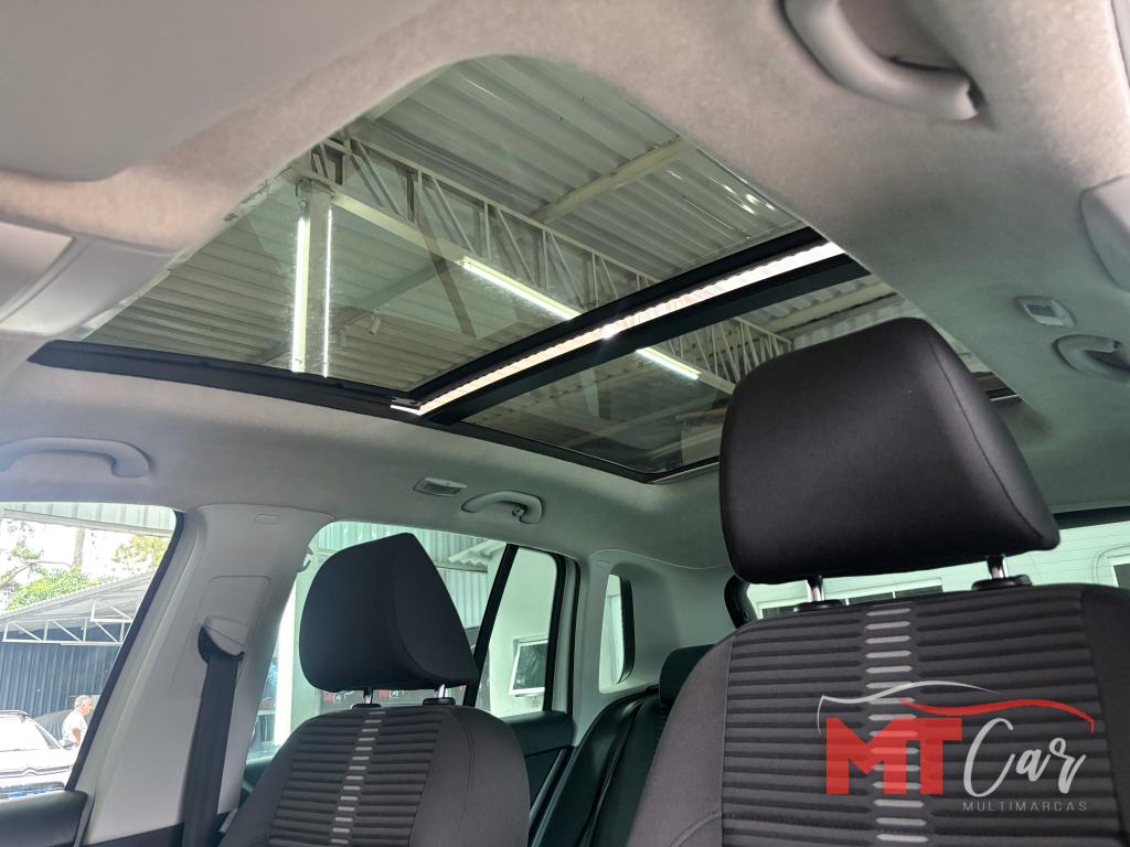 VOLKSWAGEN Tiguan - Foto