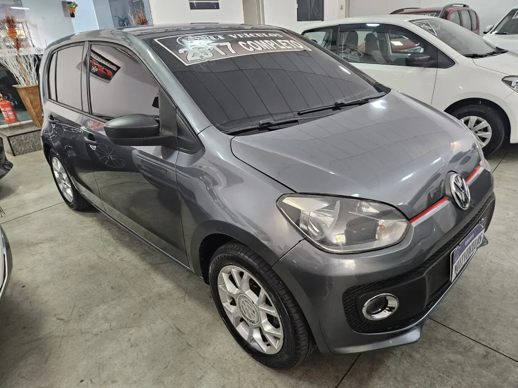 VOLKSWAGEN UP - Foto