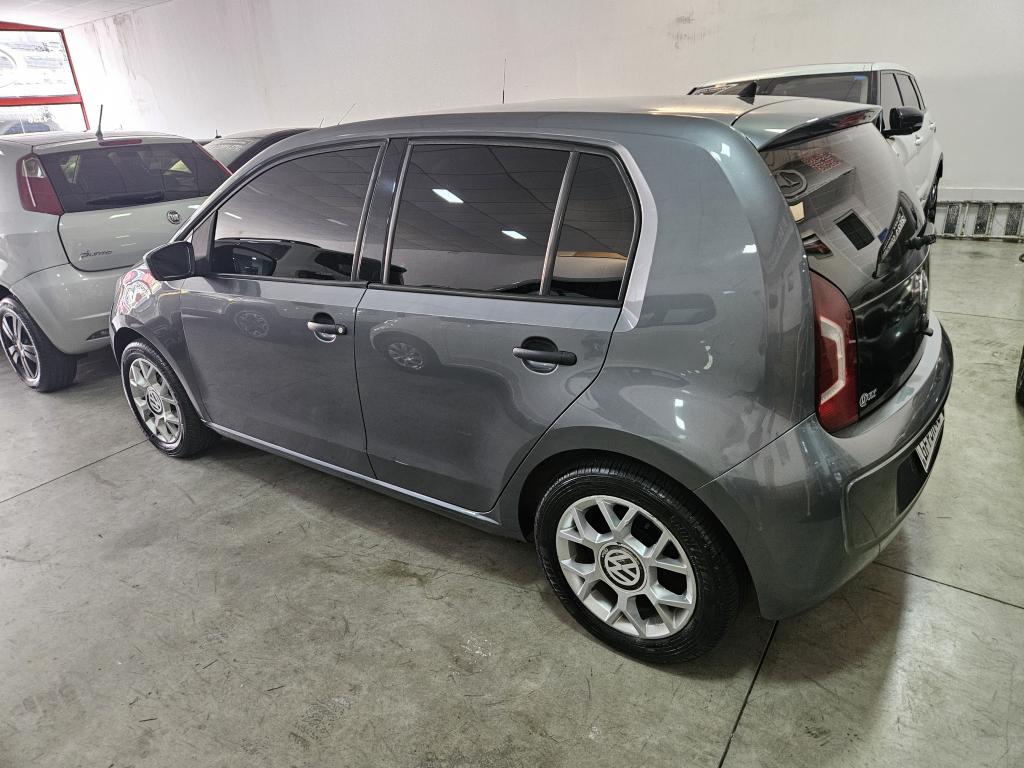 VOLKSWAGEN UP - Foto