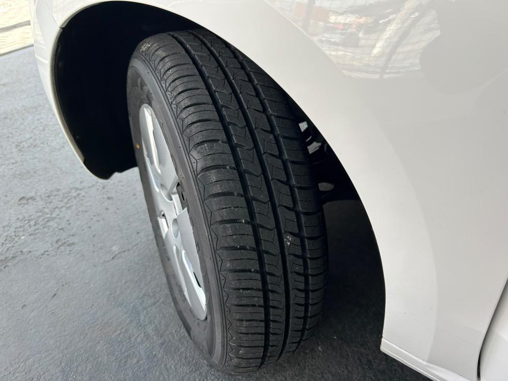 VOLKSWAGEN UP - Foto