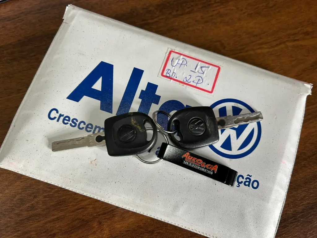 VOLKSWAGEN UP - Foto
