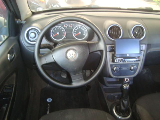 VOLKSWAGEN Voyage - Foto