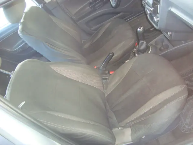 VOLKSWAGEN Voyage - Foto