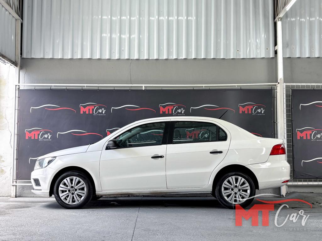 VOLKSWAGEN Voyage - Foto