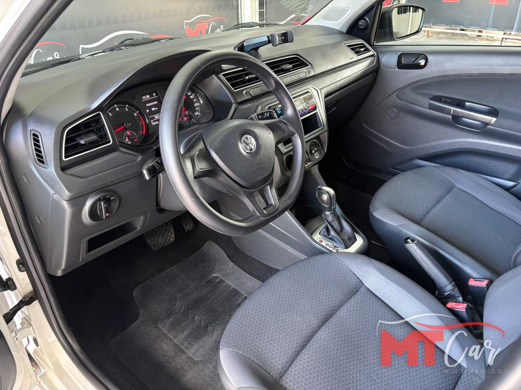 VOLKSWAGEN Voyage - Foto