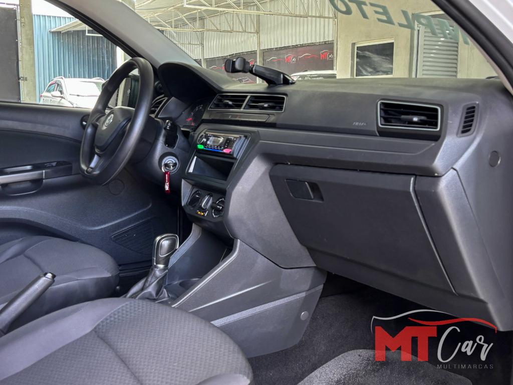 VOLKSWAGEN Voyage - Foto