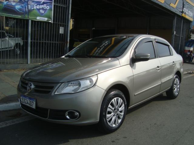 VOLKSWAGEN Voyage - Foto
