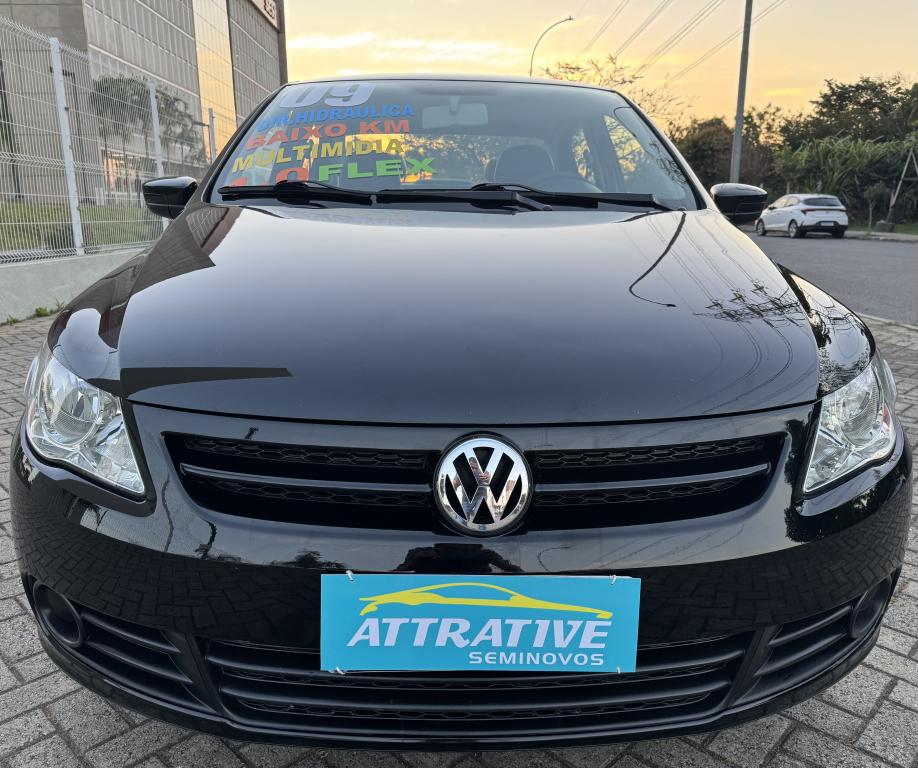 VOLKSWAGEN Voyage - Foto