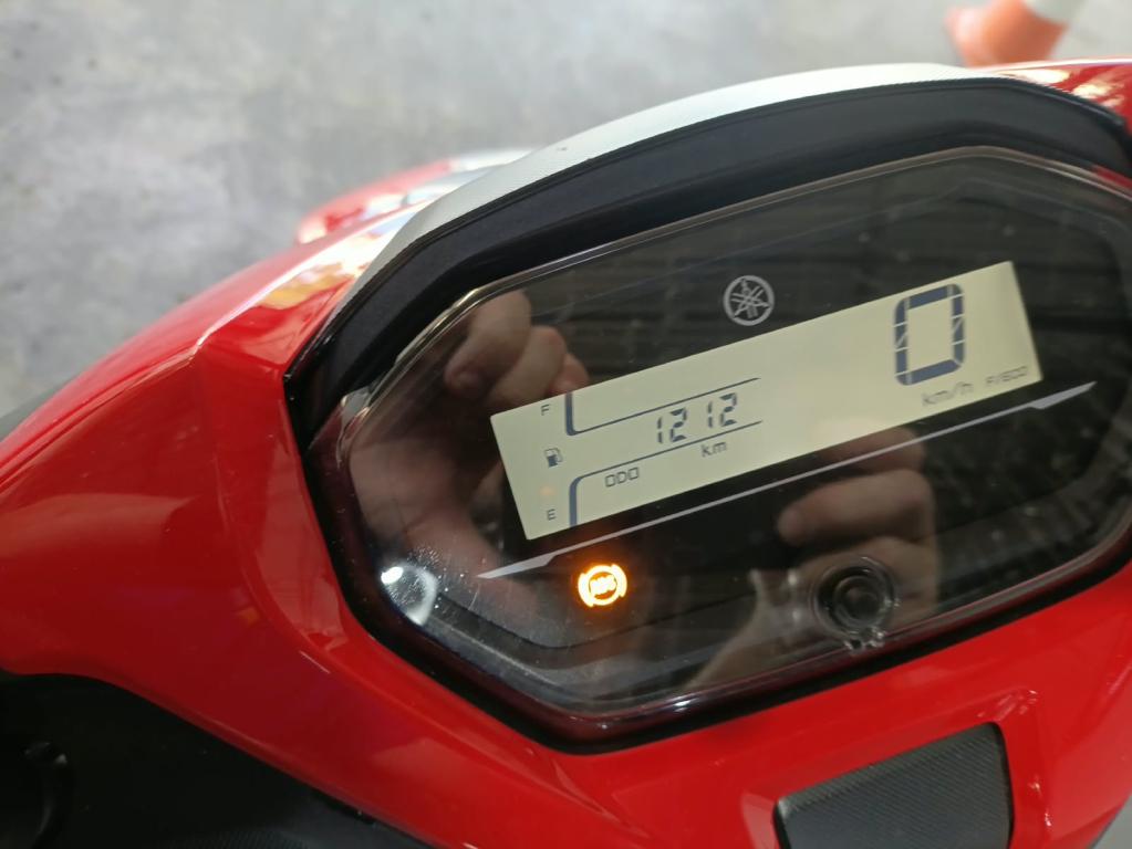 YAMAHA Fluo 125 - Foto