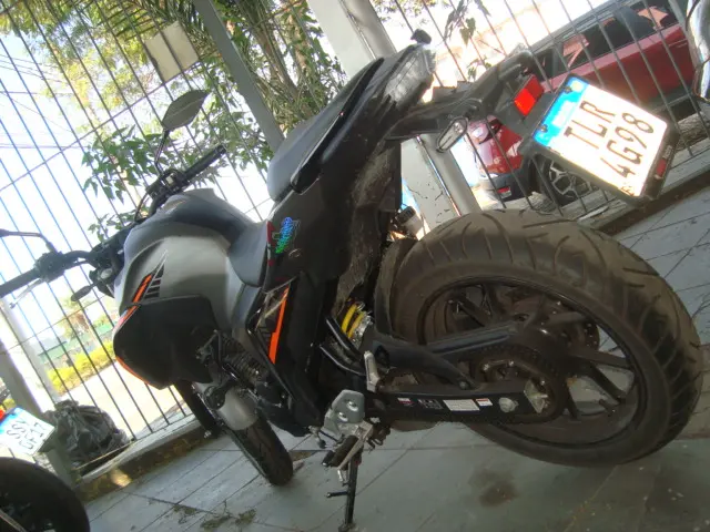 YAMAHA FZ 25 250 Fazer Flex - Foto