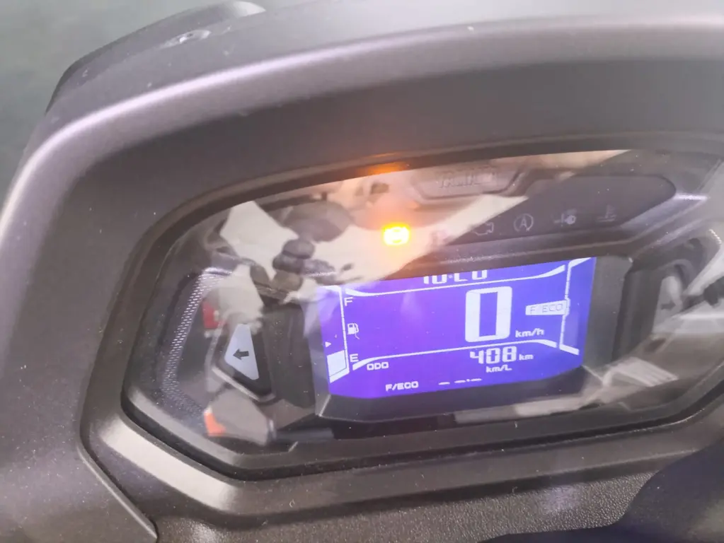 YAMAHA NMax 160 - Foto