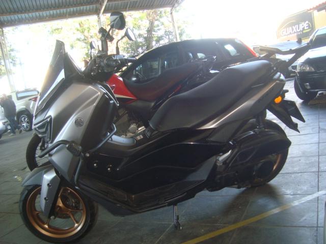 YAMAHA NMax 160 - Foto