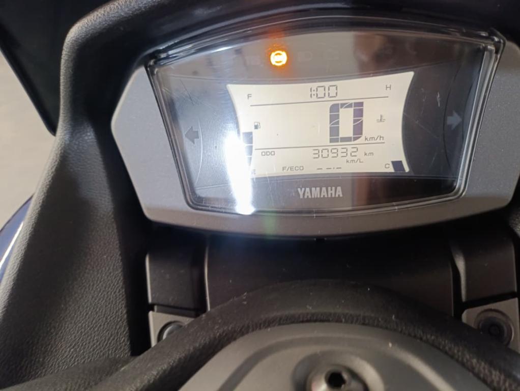 YAMAHA NMax 160 - Foto