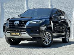 TOYOTA Hilux SW4 2.8 16V 4P SRX 4X4 7 LUGARES TURBO DIESEL AUTOMTICO