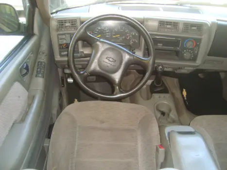 CHEVROLET Blazer 2.2 4P DLX, Foto 2