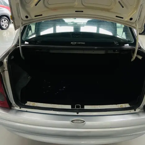 CHEVROLET Classic Sedan 1.0 4P, Foto 6