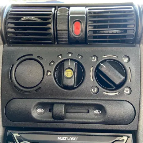 CHEVROLET Classic Sedan 1.0 4P VHCE FLEX LS, Foto 29