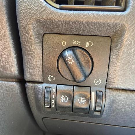 CHEVROLET Corsa Sedan 1.4 4P PREMIUM FLEX, Foto 23