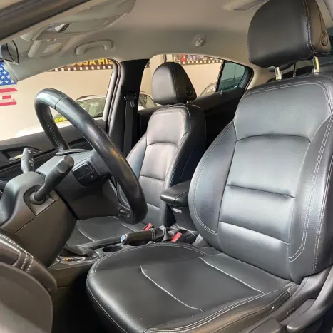 CHEVROLET Cruze Sedan 1.4 16V 4P LT FLEX TURBO AUTOM�TICO, Foto 13