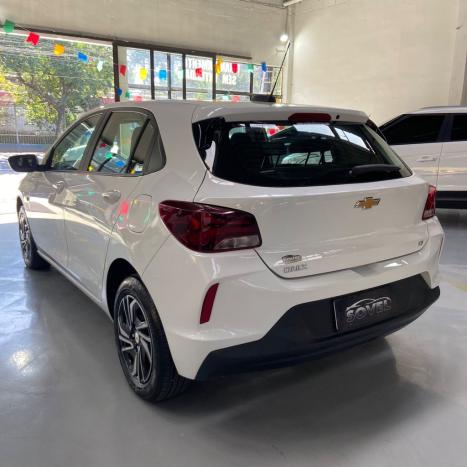 CHEVROLET Onix Hatch 1.0 4P FLEX LT, Foto 4 CHEVROLET Onix Hatch 1.0 4P FLEX LT, Foto 4