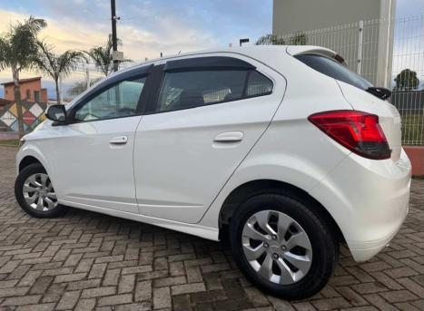 CHEVROLET Onix Hatch 1.0 4P FLEX JOY, Foto 3 CHEVROLET Onix Hatch 1.0 4P FLEX JOY, Foto 3