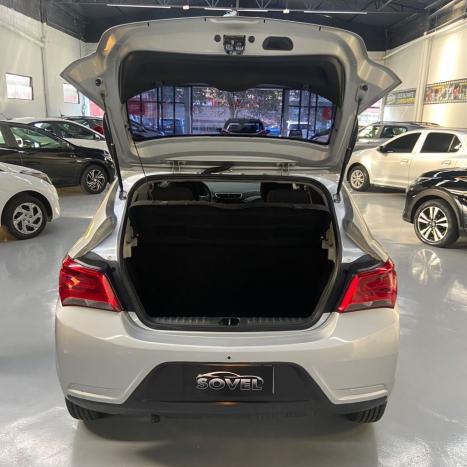 CHEVROLET Onix Hatch 1.0 12V 4P FLEX LT, Foto 6 CHEVROLET Onix Hatch 1.0 12V 4P FLEX LT, Foto 6