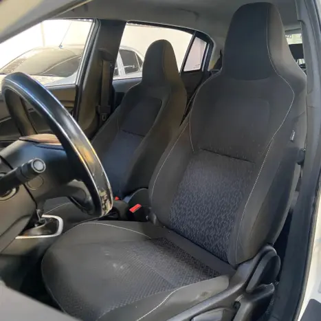 CHEVROLET Onix Hatch 1.0 12V 4P FLEX LT, Foto 12 CHEVROLET Onix Hatch 1.0 12V 4P FLEX LT, Foto 12