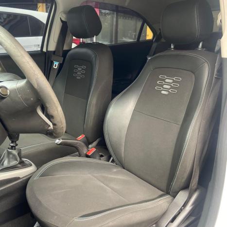 CHEVROLET Onix Hatch 1.0 4P FLEX LT, Foto 12 CHEVROLET Onix Hatch 1.0 4P FLEX LT, Foto 12