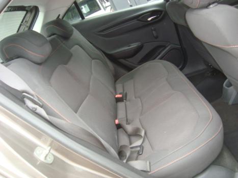 CHEVROLET Onix Hatch 1.4 4P FLEX LT, Foto 5