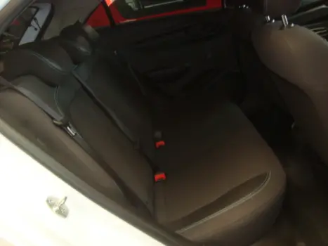 CHEVROLET Onix Hatch 1.0 4P FLEX, Foto 4